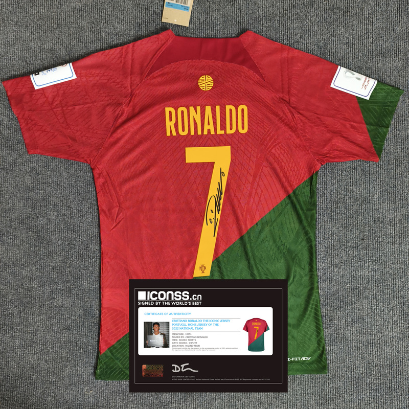 Portugal No. 7 Cristiano Ronaldo Signature, Autographed and Framed for Decoration, Gift-Giving, Fan Edition Football Jersey Top