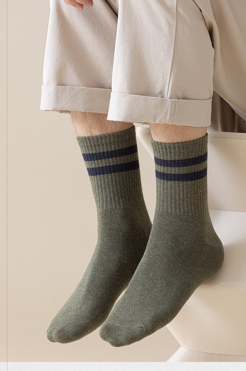 Socks for Men, Spring and Autumn Mid-Calf Socks, Junior High School Students and Teenagers, Sports Long Socks, Autumn and Winter Sweat-Absorbent and Breathable Men's Long Socks — تصویر 1