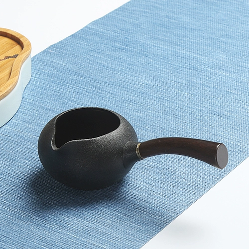 Ebony Mu Bing Cup Cup Кунг -фу чай море Джинге Город Грубая керамика чайная чашка общедоступная чашка японской деревянной ручки