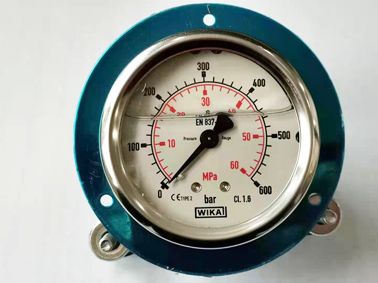 EN8371 pressure gauge German WIKA WIKA pressure gauge Shockresistant