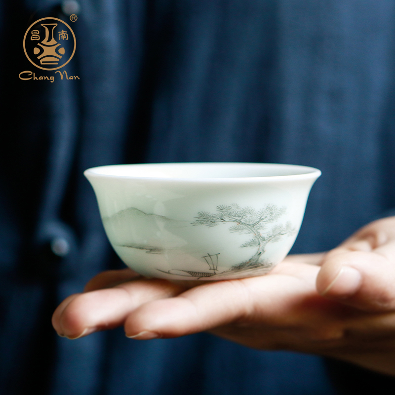 Prosperous south jingdezhen ceramic masters cup kung fu tea cups sample tea cup hand - made of pu - erh tea cup personal cup single CPU
