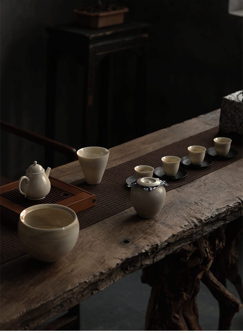 Element we hand washing plant ash glaze ceramic tea kungfu built water up antique tea cups to wash to autumn haze