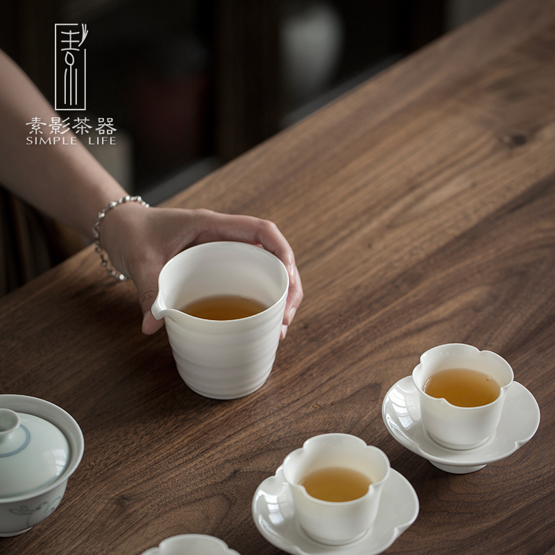 Plain film dehua white porcelain teacup masters cup checking ceramic kung fu tea set sample tea cup small tea bowl, men and women