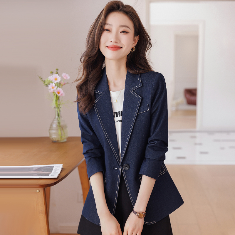 Denim Blazer for Women 2026 Spring and Autumn New Style Professional Attire Elegant Goddess Style High-End Women's Small Suit Jacket