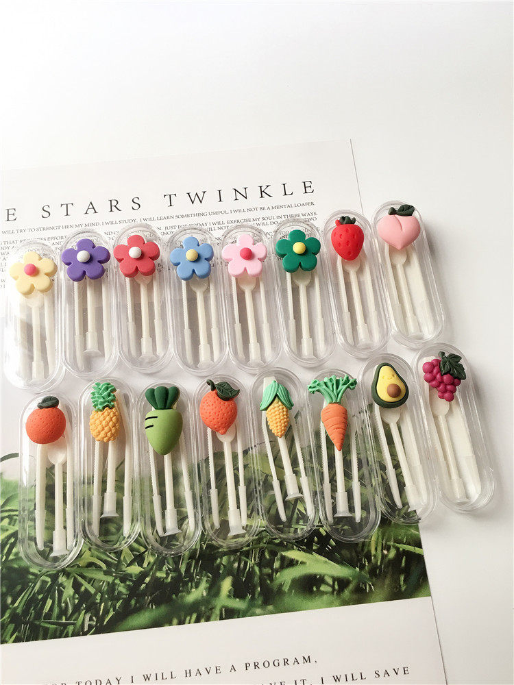 Cute invisible myopia glasses case ins girl pupil box silicone sleeve clip suction stick tweezers accessories portable