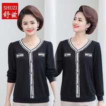 New mother Spring and Autumn long sleeve base shirt elderly women fake two knitted T-shirt 40-50 years old foreign style jacket