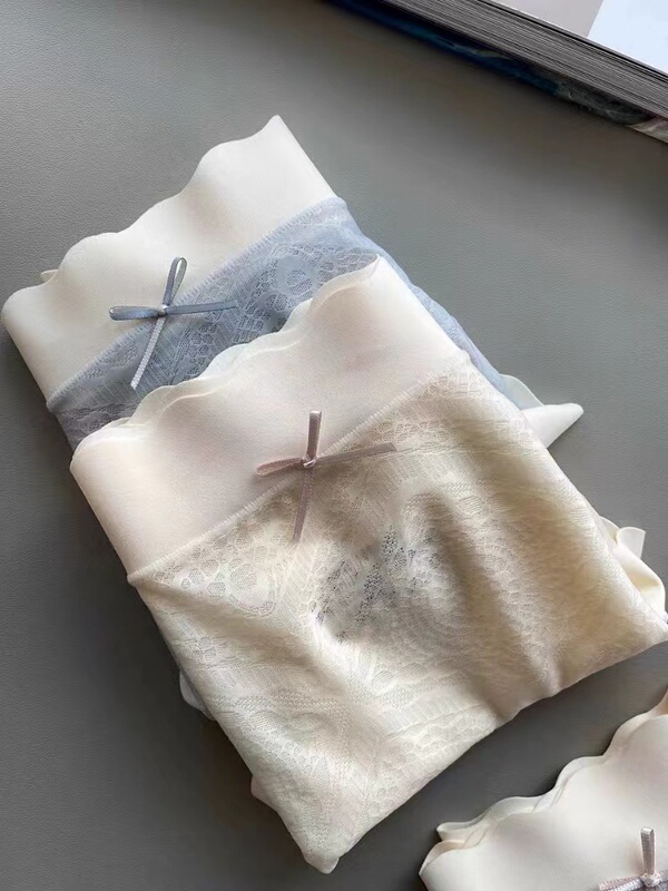 British Lmkl Mulberry Silk Underwear for Women, Thin Autumn and All-Season New Style, Ice Silk Feel, Transparent, Seamless, Mid-Waist Shorts, Briefs