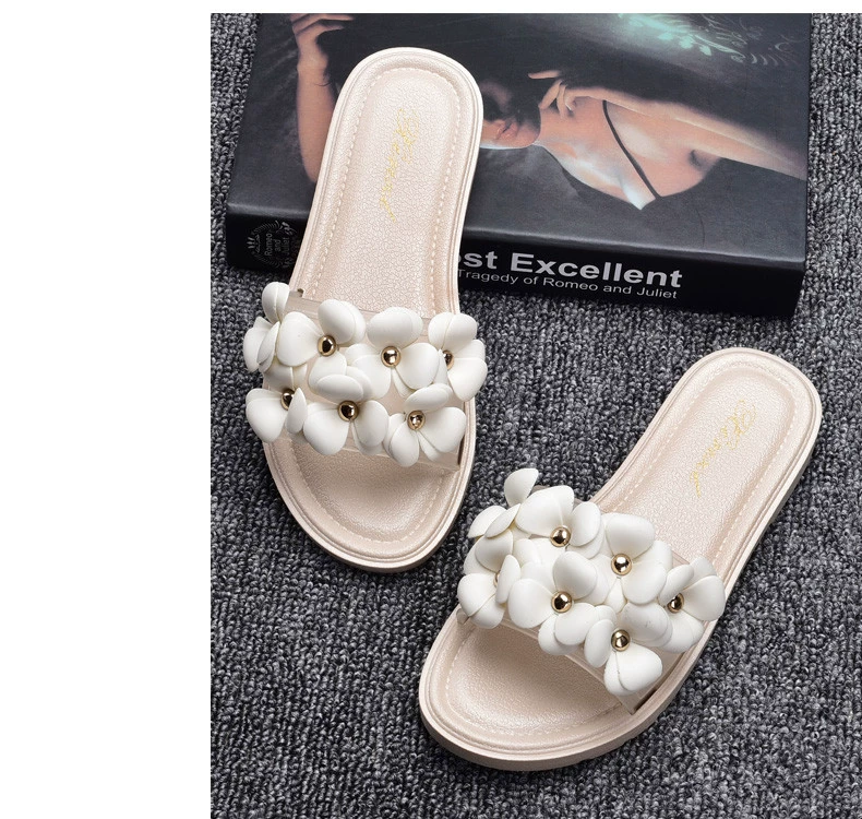 2018 new camellia phẳng với một từ kéo dép mát nữ mùa hè thời trang hoa trong suốt của phụ nữ giày dép mặc dép new balance chính hãng