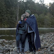 North America $69 Outdoor Waterproof Moisture-proof and Wear-Resistant Blanket Picnic Camping Mat Storage Multifunctional Moisture-proof Mat