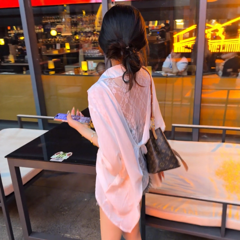 Korean-Style Fashionable and Sexy Hollow-Out Lace Patchwork Long-Sleeve Shirt for Women, New Summer Versatile and Unique Top Korean-Style Fashionable and Sexy Hollow-Out Lace Patchwork Long-Sleeve Shirt for Women, New Summer Versatile and Unique Top