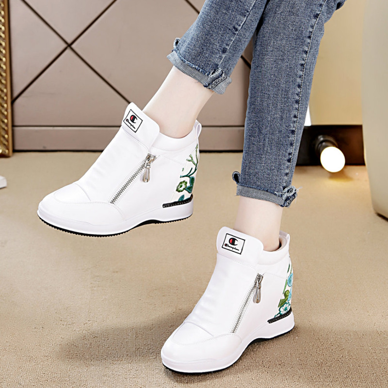 2021 Fall new Korean version 100 hitch Heightening Women Shoes Sneakers Slope Heel Casual Shoes Han Edition Thick Undershoe Woman