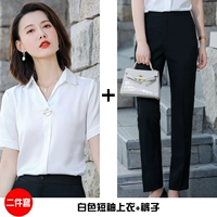 Белая футболка, штаны, короткий рукав