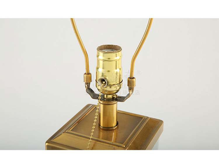I and contracted Nordic household act the role ofing is tasted, the new Chinese style living room decoration lamp is placed between example ceramic lamp