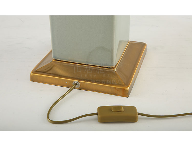 I and contracted Nordic household act the role ofing is tasted, the new Chinese style living room decoration lamp is placed between example ceramic lamp