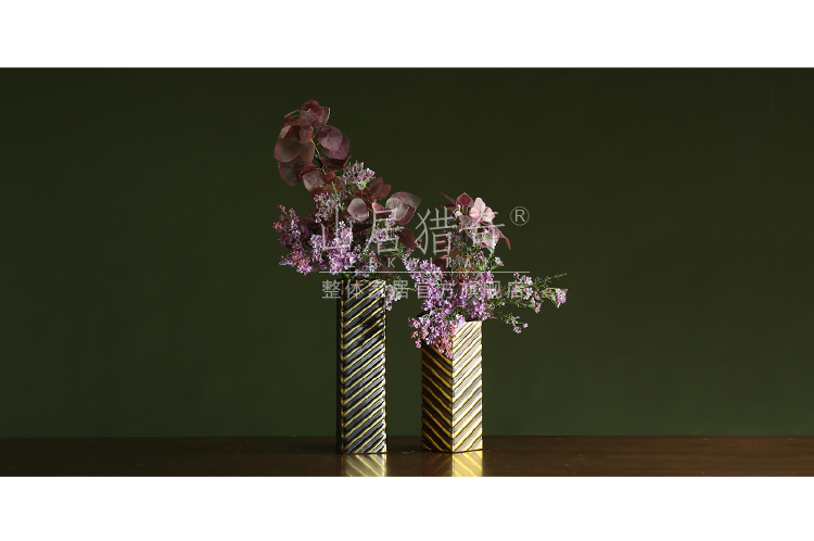 Postmodern light key-2 luxury soft outfit gold retro ceramic vase square geometric flower implement example room decorative jewelry box