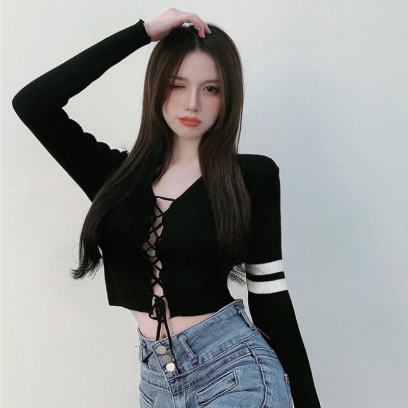 Vanya Chun-Qiu Han Edition Sexy Short Lu-Up Hollow-Up Breakup and Roll-Knitted Sleeved Sleeve