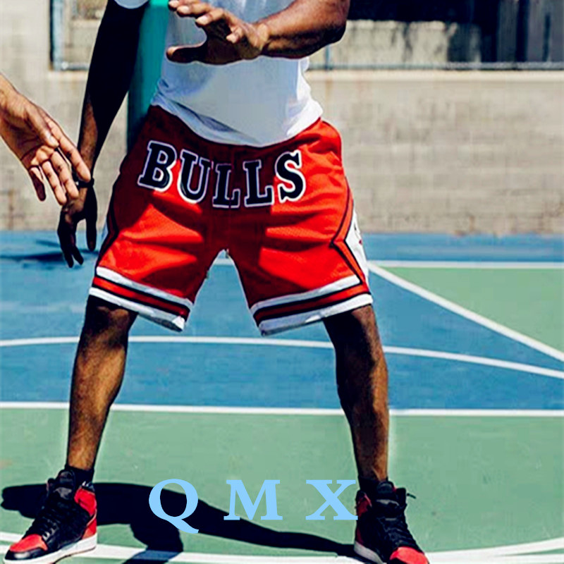 James Bulls Lakers quần bóng rổ thêu với đoạn retro chạy thể thao quần short giản dị Shorts thể dục nam - Quần thể thao quần thể thao nam adidas ngắn