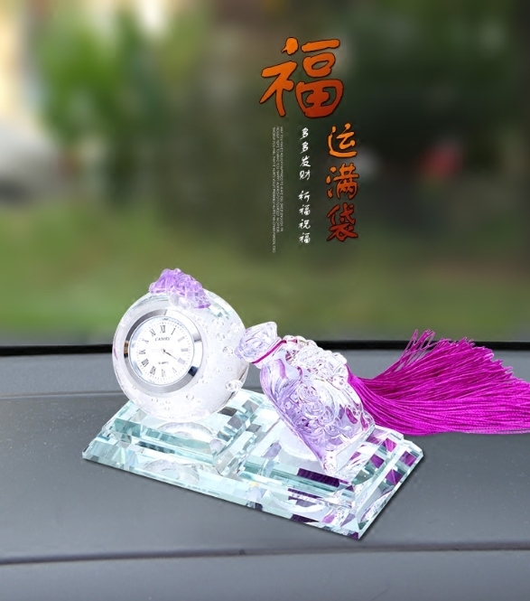 Car ornaments clock car perfume cute car accessories car creative high-end ruyi gourd to ensure safety