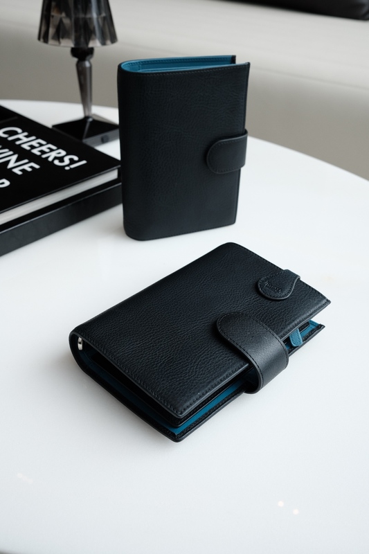 Nine Notebooks Starry Night Mbox Dark Blue with Epoca Yale Blue Genuine Leather Notebook A6Personal
