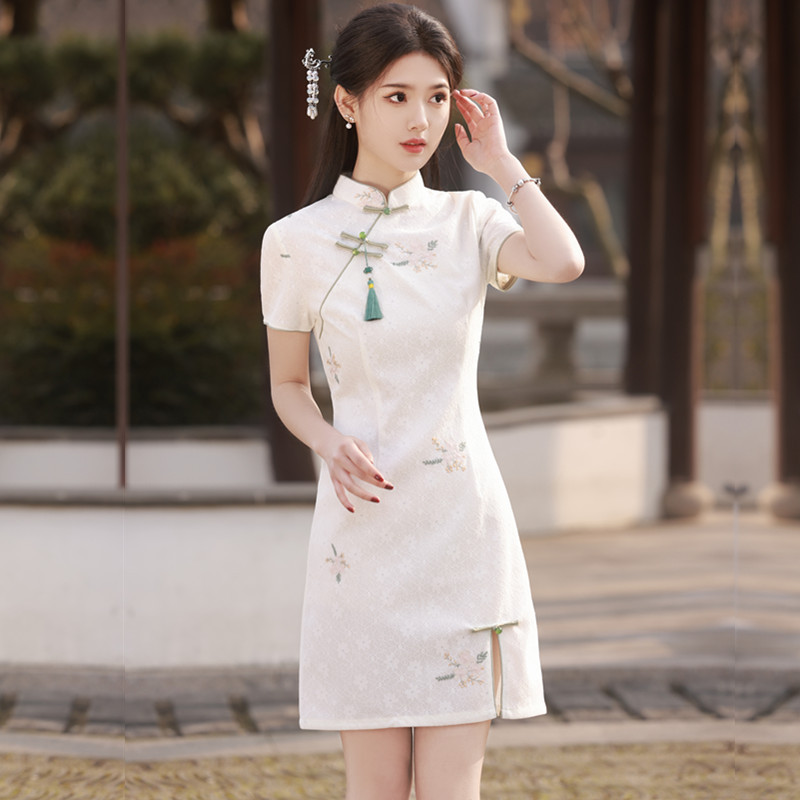 Daily Improved Cheongsam 2026 New Style Young Girl Summer Short Slim-Fit Dress New Chinese Style Dress