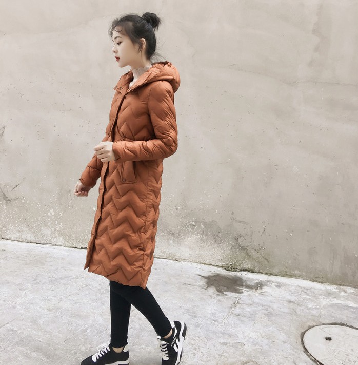2018 mùa đông mới dài áo khoác cotton nhẹ phiên bản Hàn Quốc của bộ đồ cotton mỏng giảm béo với áo khoác cotton thắt eo áo phao nữ dáng dài hàn quốc