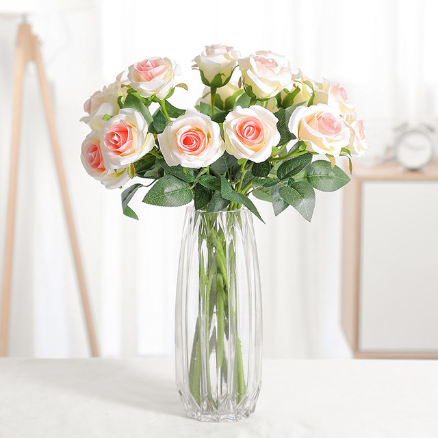 ດອກໄມ້ປອມແປງ bouquet ພາຍໃນເຮືອນຕົບແຕ່ງພາຍໃນດອກໄມ້ດອກກຸຫລາບດຽວດອກໄມ້ຜ້າໄຫມ wedding ຫ້ອງຮັບແຂກຕົບແຕ່ງພາດສະຕິກດອກໄມ້ແຫ້ງ