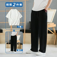 Черная белая футболка