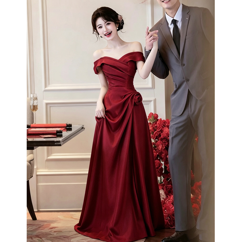One-Shoulder Toast Dress for Petite Brides, Red Wedding Engagement Dress, Summer High-End Niche Slimming Dress