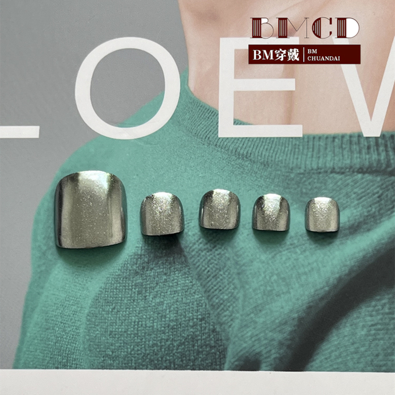 Handmade Toenails 2026 New Silver Mirror Nail Patches That Make Feet Look Whiter, High-End Toenail Patches