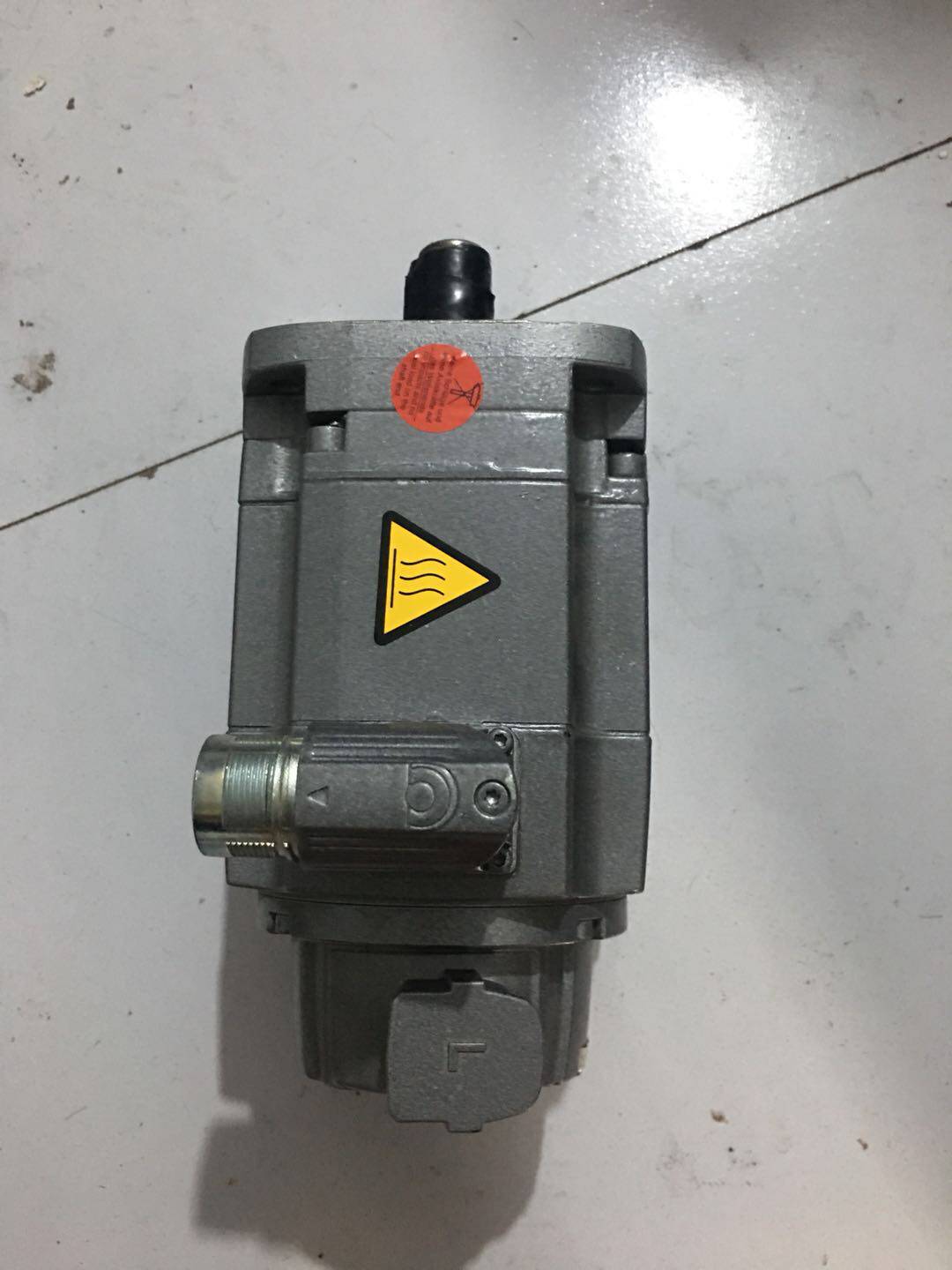 The non-real price of the 1FK7100-5AF71-1EG3 servo motor