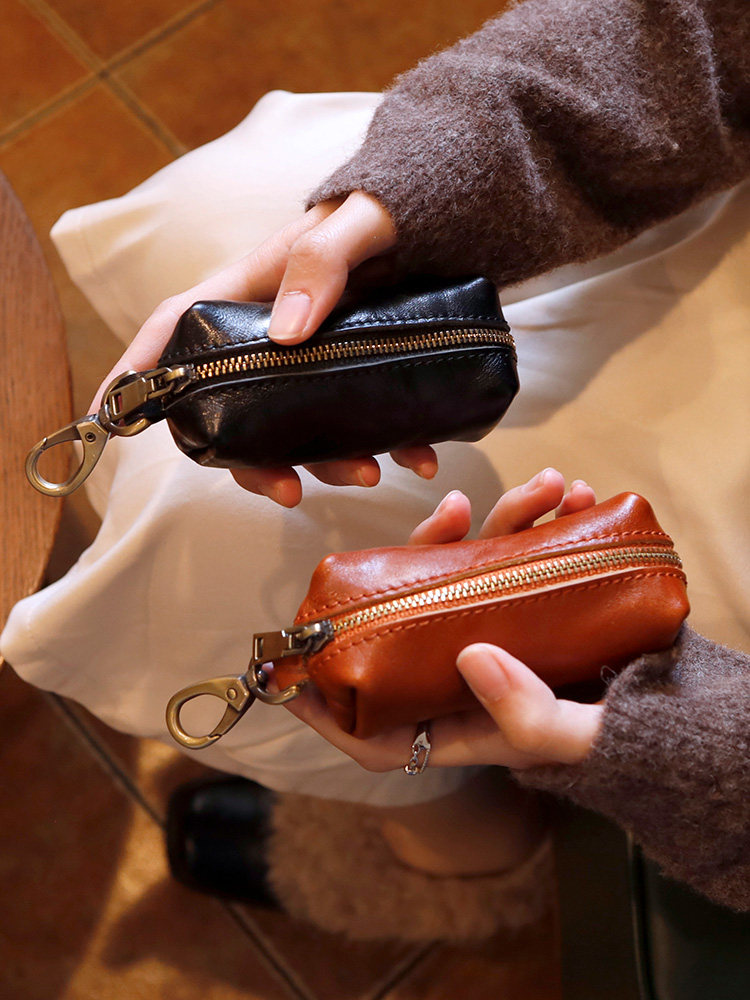 2025 New Vintage Genuine Leather Women's Key Bag, Vegetable-Tanned First-Layer Cowhide, Multifunctional Household Key Pouch, Waist Hanging