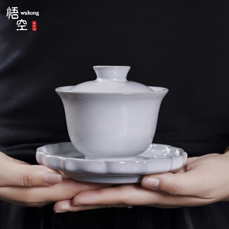 Ru kilo green porcelain qigong tea with hand thickened without bronzing large number three-only cover bowl tea bowl with hovering gift box loading-Taobao
