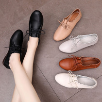 2021 New Fashion Leather large size womens shoes 41-43 Spring flat lace four season shoes Joker soft leather single shoes