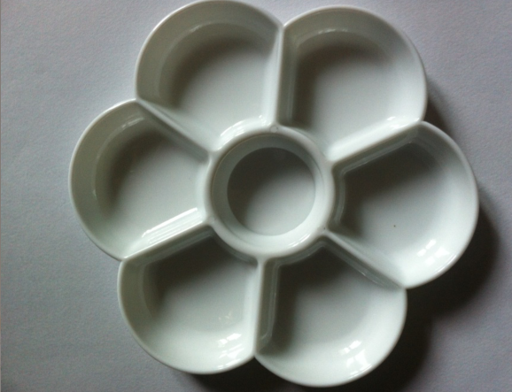 Palette Plum Blossom Round Plastic 935-1 Palette Imitation Porcelain Palette