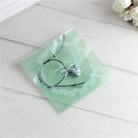 С бантиком, зеленый