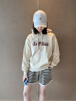 Beige French I love you letter printed sweater Chinese Valentines Day Valentines Day ~ age-reduction hooded casual pullover female