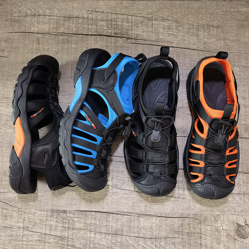 Foreign Trade Beach Shoes Men's Shoes 2022 Summer New Soft Bottom Outdoor Covered Water Traceability Creek Shoes Head Layer Cow Leather Head Sandal Sandals