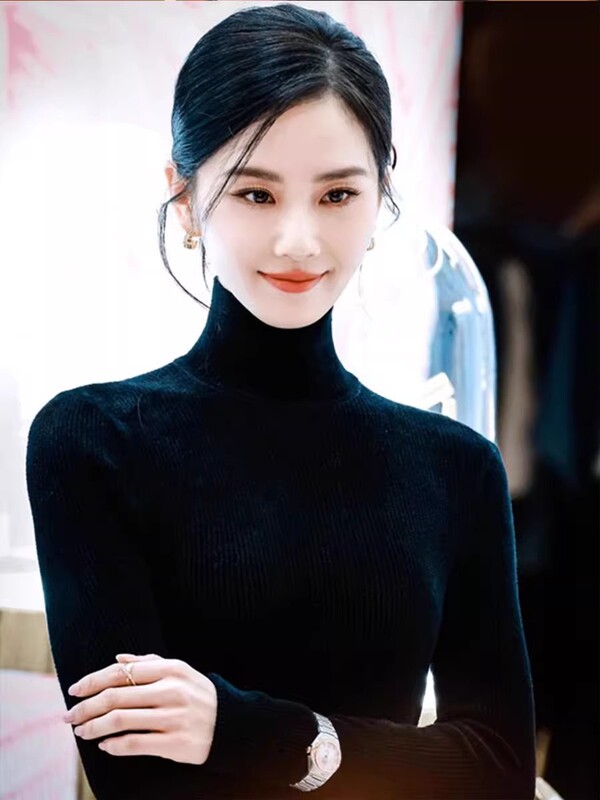 Liu Shishi Style Black Base Layer Sweater for Women, Autumn and Winter Seamless 100% Pure Wool Sweater, Half Turtleneck Cashmere Tight-Fitting Sweater
