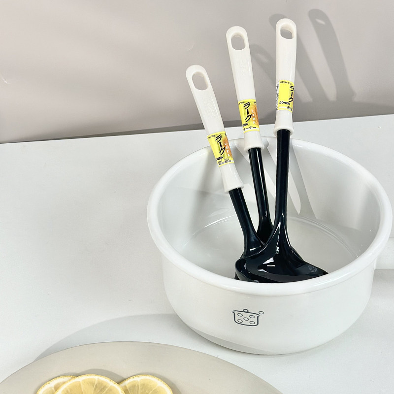 哪种尼龙厨具套装适合2026年的厨房？