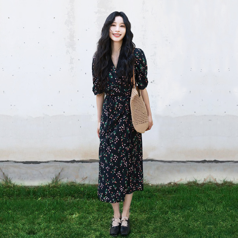 French-Style Summer Elegant Black Floral Wrap Dress V-Neck One-Piece Tie-Up Dress Tea Break Dress Mid-Length