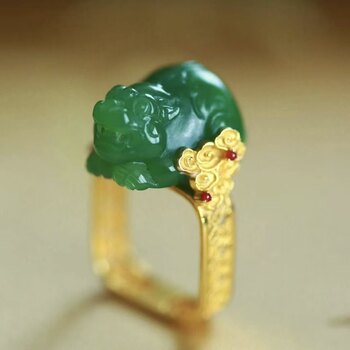Hetian jade jasper 18k gold pixiu square ring versatile