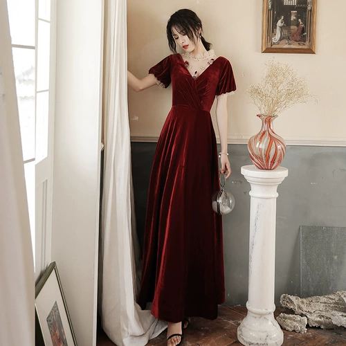 Бордовое длинное вечернее платье, длина макси