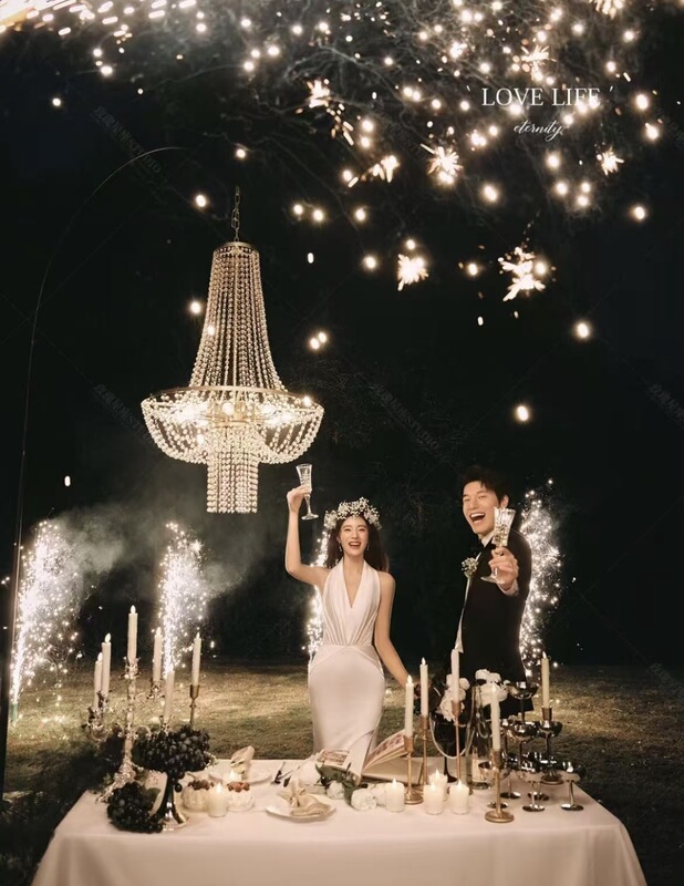 Travel Photography Wedding Props Outdoor Night Scene Crystal Lamp Wedding Iron Art Chandelier Decoration Photo Shoot European-Style Wedding Travel Photography Wedding Props Outdoor Night Scene Crystal Lamp Wedding Iron Art Chandelier Decoration Photo Shoot European-Style Wedding