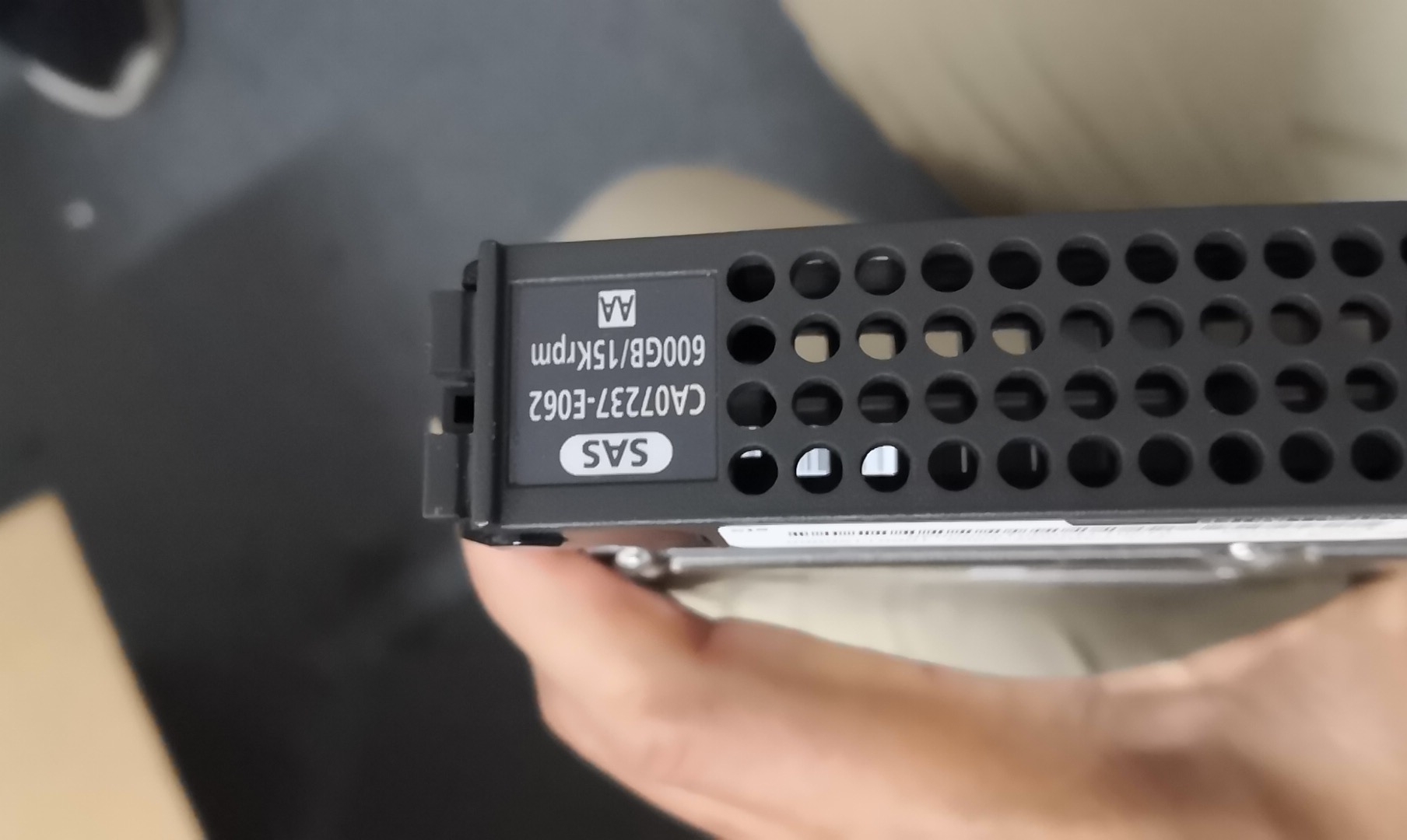 CA07237-E062 600GB 15K SAS FUJITSU DRIVE