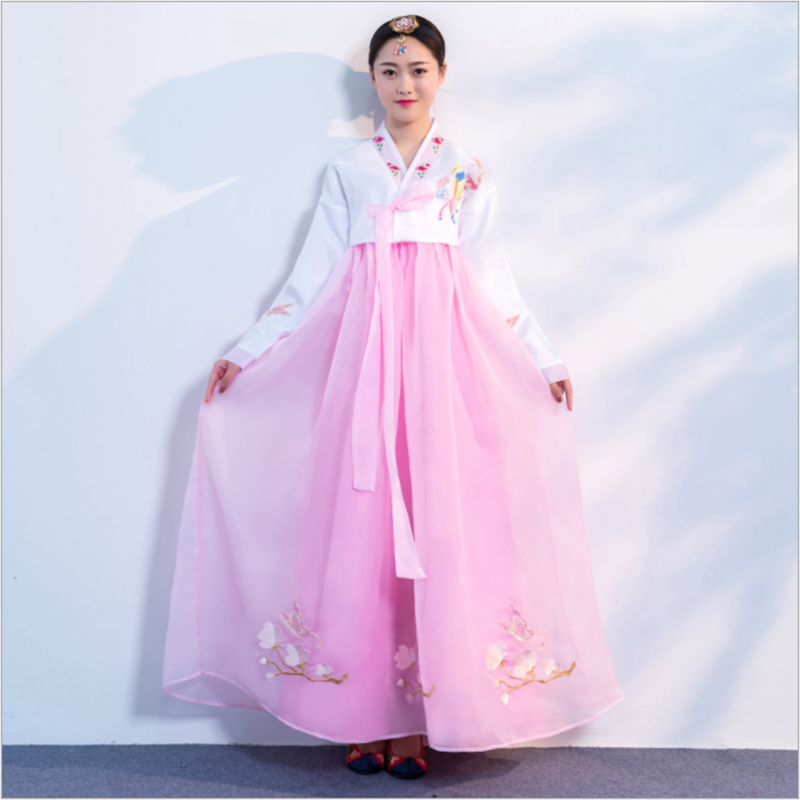 Korean Ethnic Clothing for Women, Traditional Korean Court Costumes, Ancient Costumes, Dae Jang Geum Hanbok Long Skirts Korean Ethnic Clothing for Women, Traditional Korean Court Costumes, Ancient Costumes, Dae Jang Geum Hanbok Long Skirts