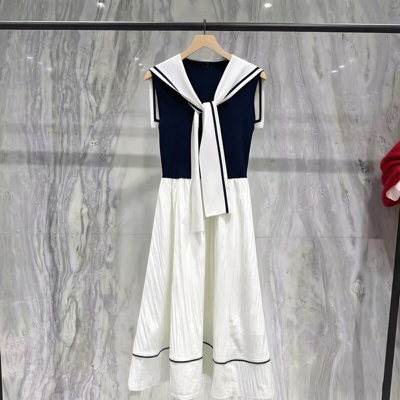 Luxury Mall-Style 26 Summer New Model Round Neck Simple Sleeveless Shawl Color-Blocking Fashion A-Line Long Dress