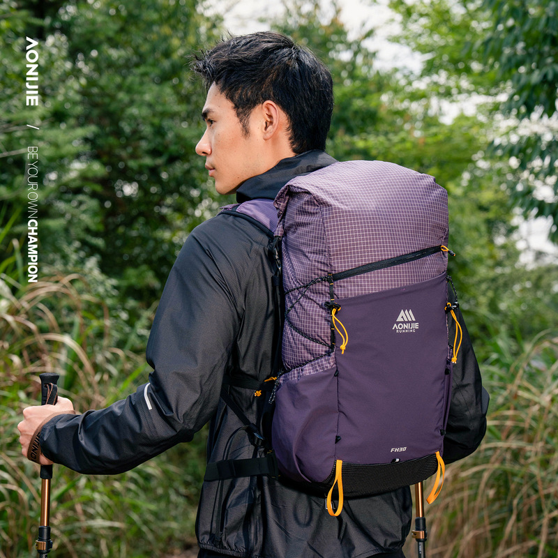 Aonijie 30-Liter Outdoor Hiking Backpack Mountaineering Bag Lightweight Professional Multi-Functional Hiking Large-Capacity Backpack