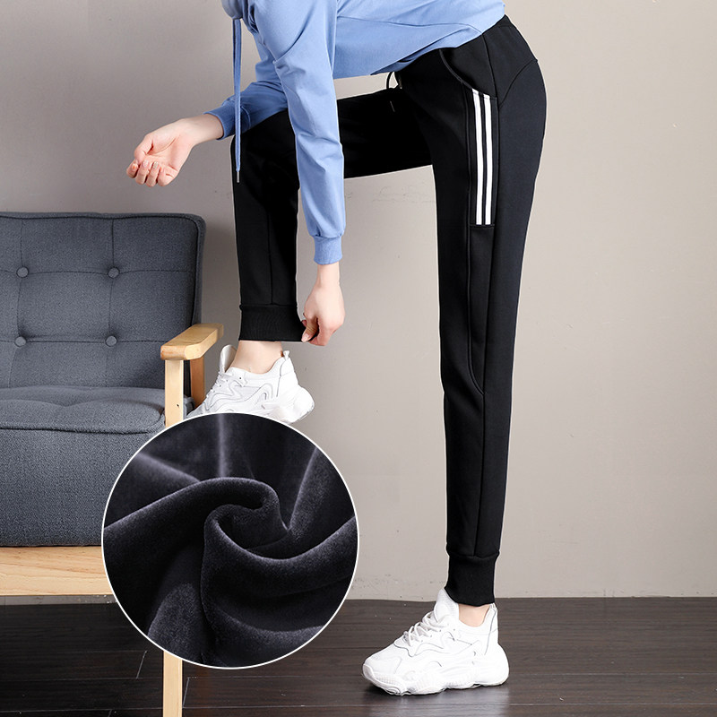 Plus velvet sports pants women's spring, autumn and winter outer wear 2022 new thickened harem pants loose beam feet casual thick cotton pants