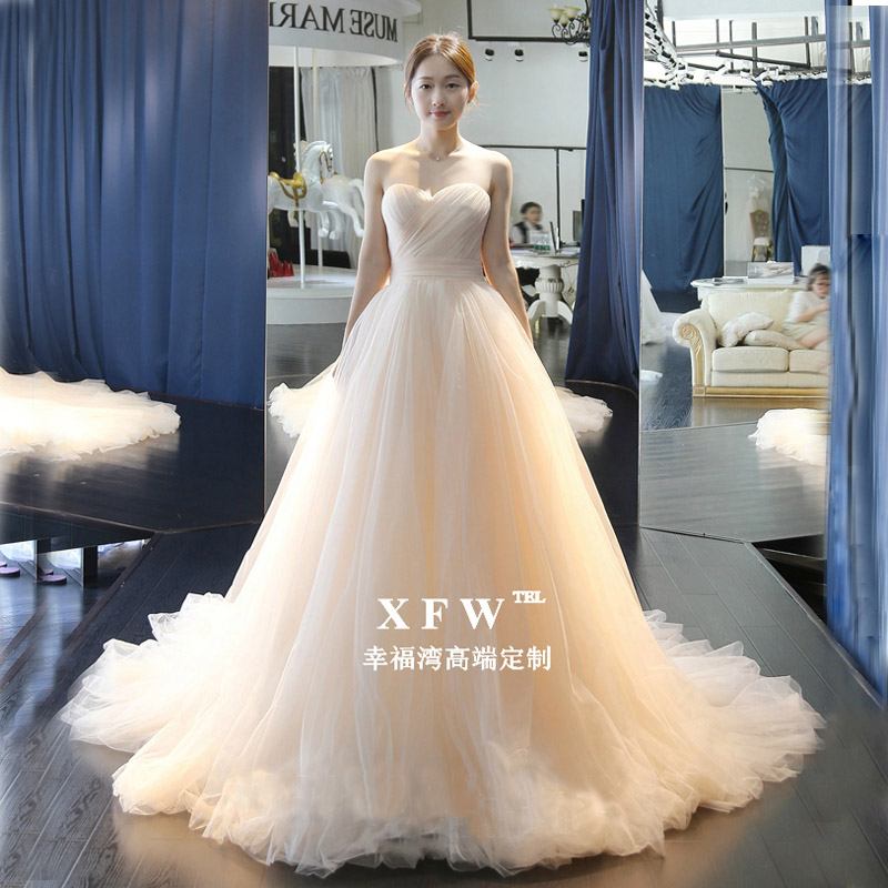 Simple temperament tail main wedding dress super fairy dream 2021 new bride is thin to go out of the yarn small child