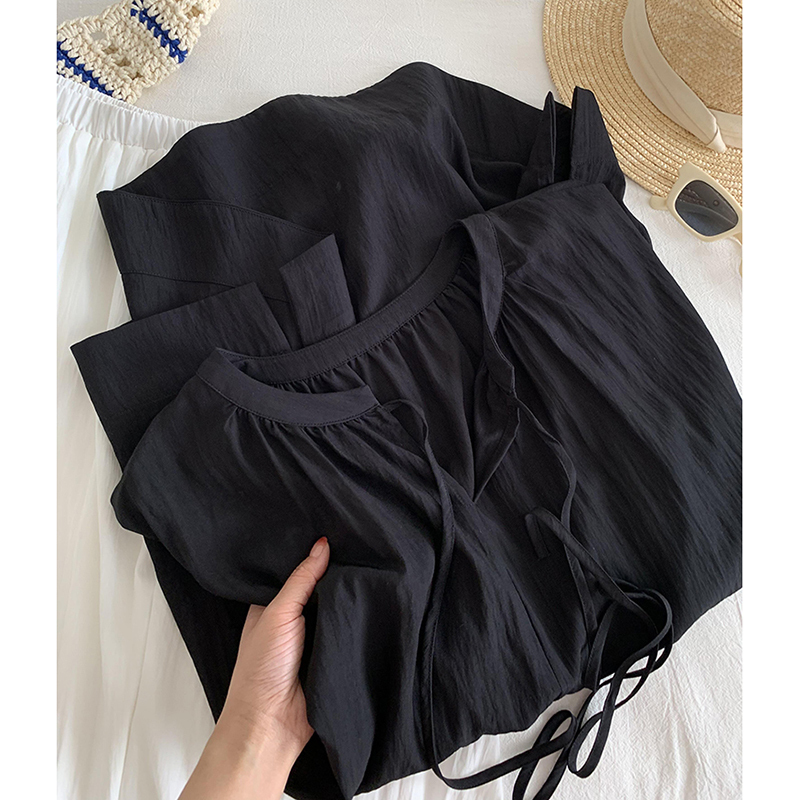 Must-Have Series! Black V-Neck Tencel Batman Tie-Up Slit Shirt for Women, Summer Ice Silk Sun-Protective Short Sleeve Must-Have Series! Black V-Neck Tencel Batman Tie-Up Slit Shirt for Women, Summer Ice Silk Sun-Protective Short Sleeve